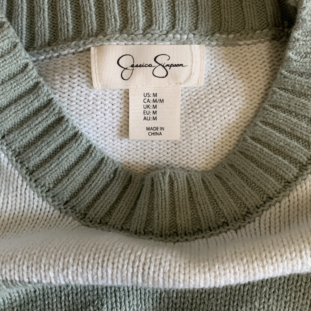 Jessica Simpson Sweater - Picture 3 of 3